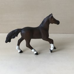 Papo : Paard. 17 cm. lang en 11,5 cm. hoog.