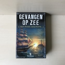 Gevangen op zee. Nieuw.