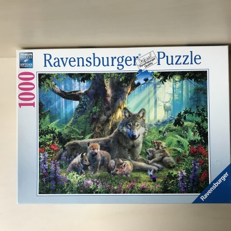 Ravensburger. Familie wolf in het bos.1000 stukjes