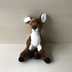 Knuffel. Damwildkalf.