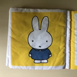 Stoffen boekje : Nijntje aankleedboek