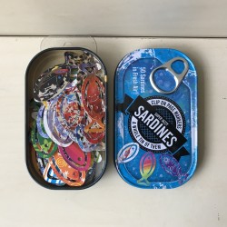 Sardines in een blikje.