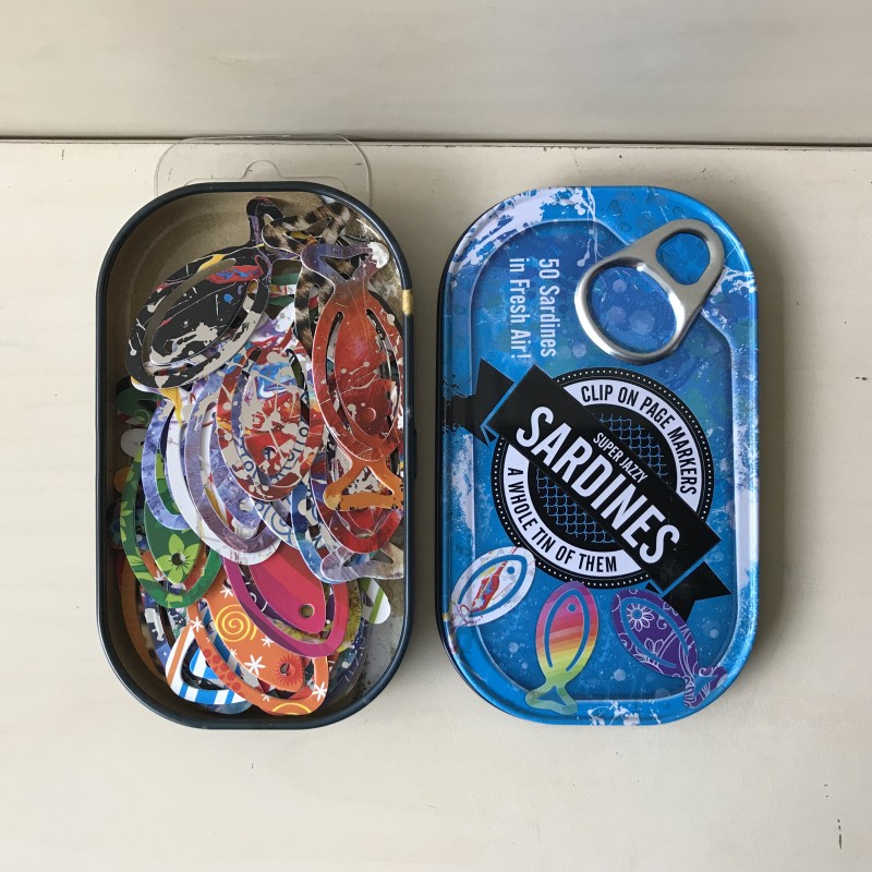 Sardines in een blikje.