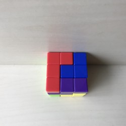 Puzzle Cuba 3x3. Kubus. 5,5 x 5,5 cm.