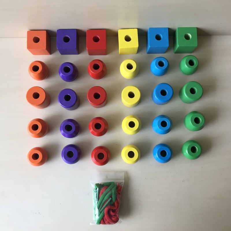 Houten kralen. 30 stuks.