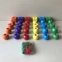 Houten kralen. 30 stuks.