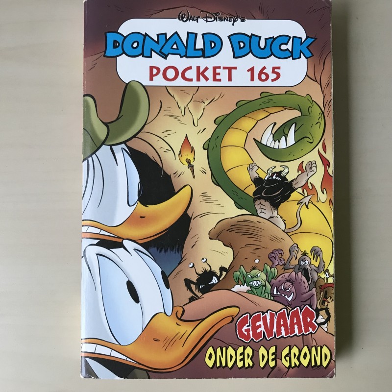 Donald Duck Pocket : Gevaar onder de grond, nummer 165