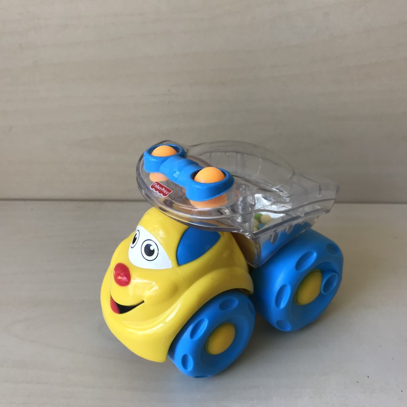 Kiepwagen.12 cm. lang en 10 cm. hoog.