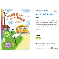 Mees gaat met de bus