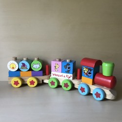 Woezel en Pip : Houten trein.