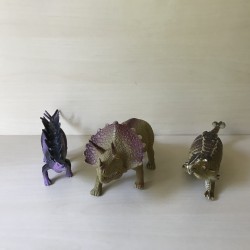 Set grote stevige Dinosaurussen