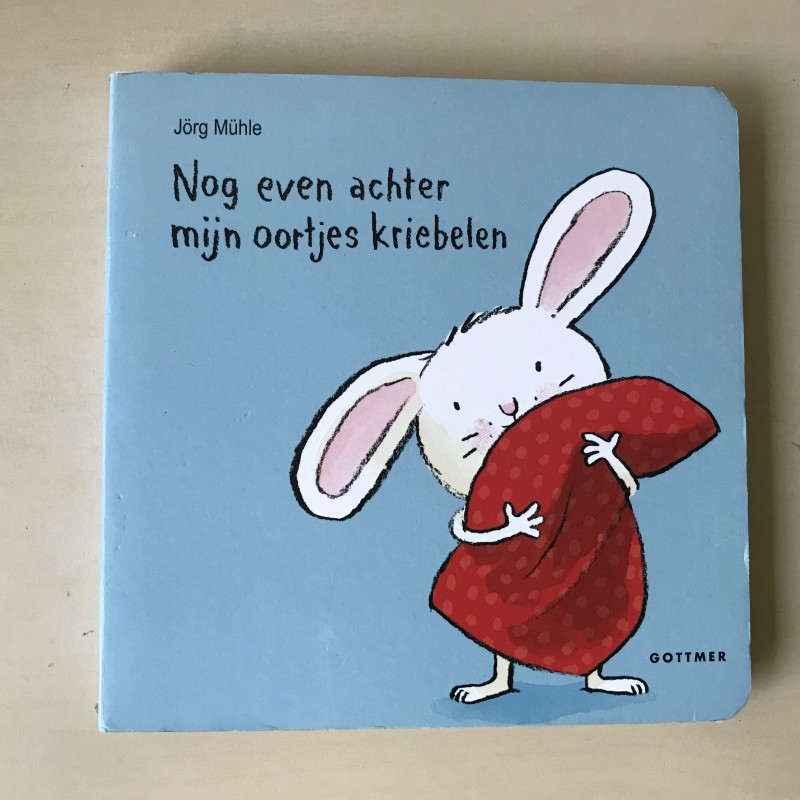 Nog even achter mijn oortjes kriebelen.