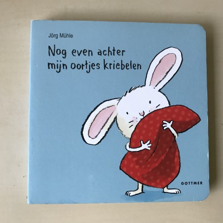 Nog even achter mijn oortjes kriebelen.