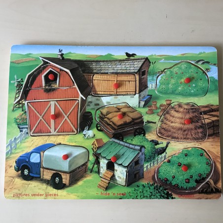 Puzzelplankje Knopjespuzzel : boerderij, hide ‘n seek. 9 stukjes.