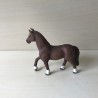 Schleich : Paard. 10,5 cm. hoog en 13 cm. lang.