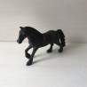Schleich : Paard. 10,5 cm. hoog en 15 cm. lang.