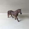 Schleich : Paard. 10,5 cm. hoog en 14 cm. lang.