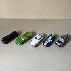5 metalen auto’s