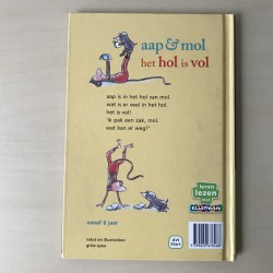 Aap & Mol. Het hol vol