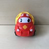 Oball autootje : 10,5 cm. hoog en 12 cm. lang.