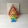 Houten puzzel regenboogdriehoek.