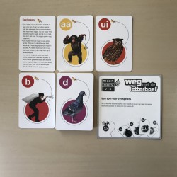 Maan roos vis : Weg met de letterboef