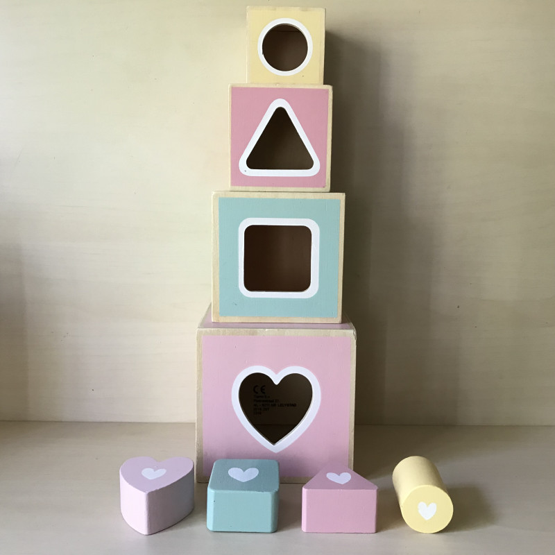 Little Dutch : Houten stapeltoren/stapelblokken.