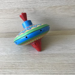 Bromtol met kleurtjes