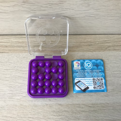 Smartgames : IQ mini. 6,5 x 7 cm.