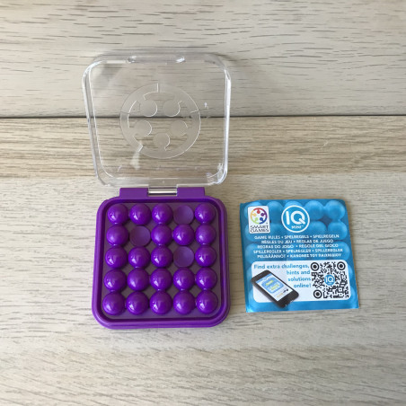 Smartgames : IQ mini. 6,5 x 7 cm.