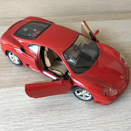 Bburago. Ferrari 360 Modena. Schaal 1:18
