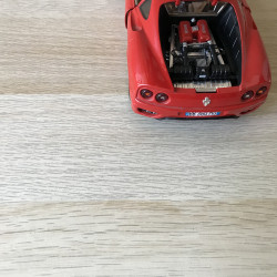 Bburago. Ferrari 360 Modena. Schaal 1:18