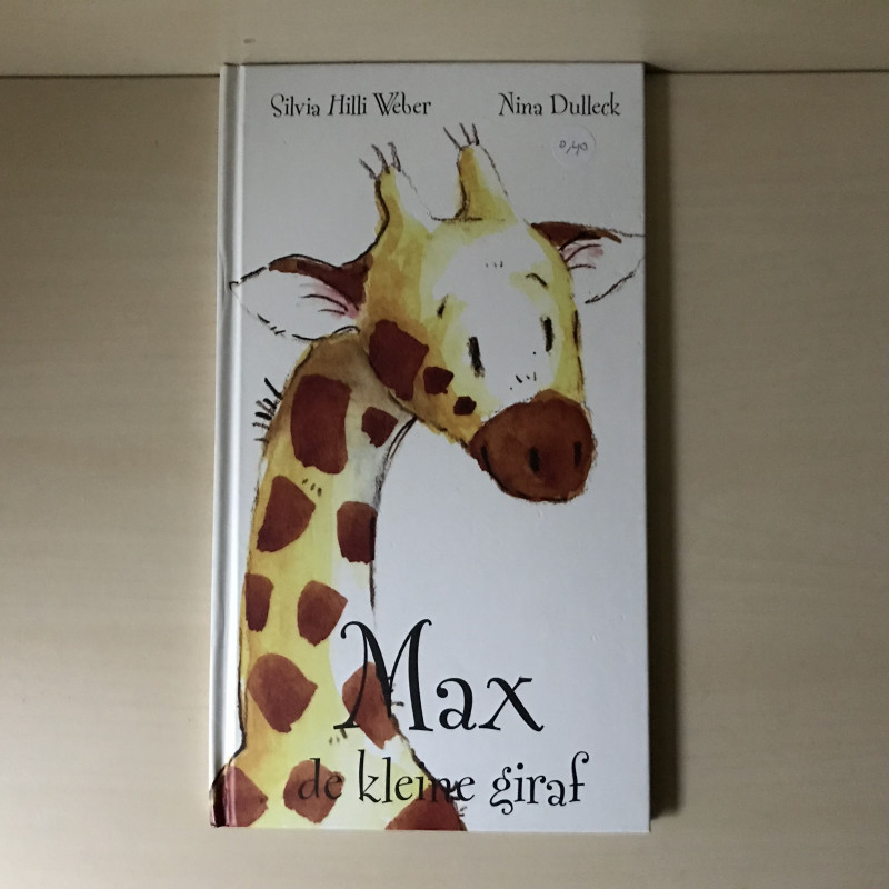 Max, de kleine giraf.