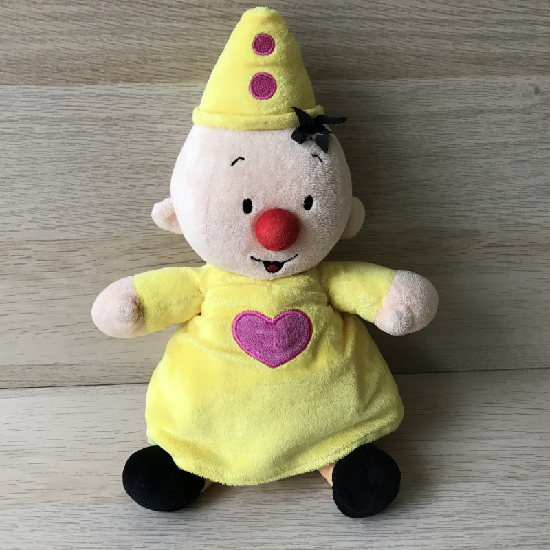 Bumba : Knuffel. 28 cm. hoog.