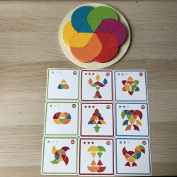Montessori : Regenboog legspel bloem