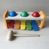 Houten Hamerbankje met muziek.Nieuw.