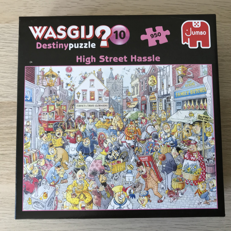 Wasgij Destiny. Chaos in de winkelstraat.  nummer 10. 950 stukjes.