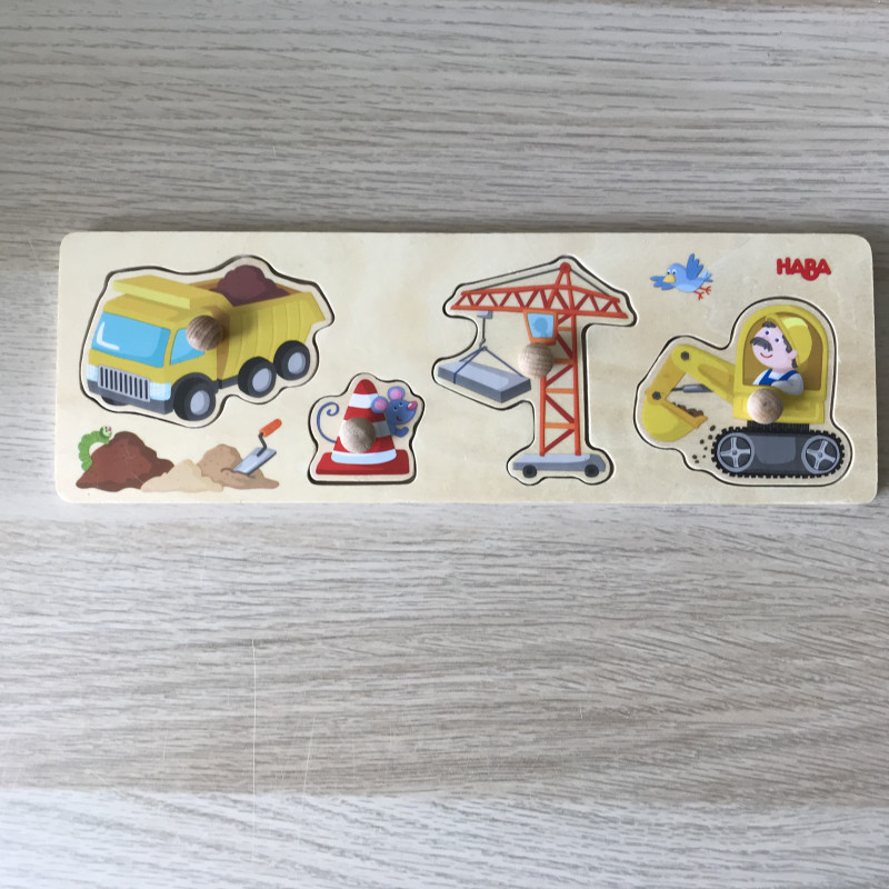 Haba: Puzzelplankje Knopjespuzzel : bouw bouwvoertuigen. 4 stukjes
