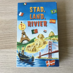 Stad, land, rivier.