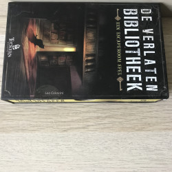 De verlaten bibliotheek. Ongebruikt