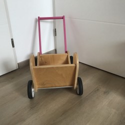 Van Dijk houten poppenwagen