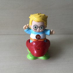 VTech : Vrolijke vriendjes. Lucas met vliegtuigje.