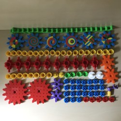 Quercetti Georello :  Constructie set. 180 onderdelen.
