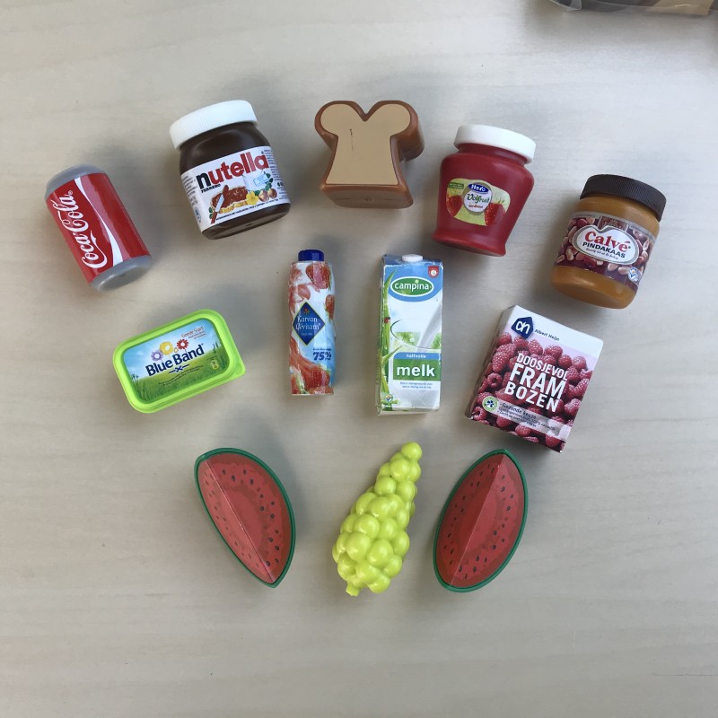 AH mini’s : Setnummer 32. Groente, fruit, levensmiddelen, versnaperingen en keukenhulpjes.