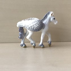 Schleich : Paard met vleugels. 8 cm. hoog en 10 cm. lang. Set