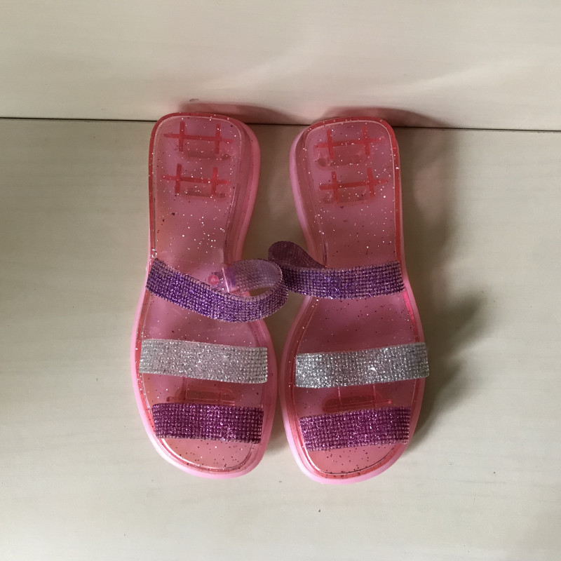 Schoenen. 19 cm.