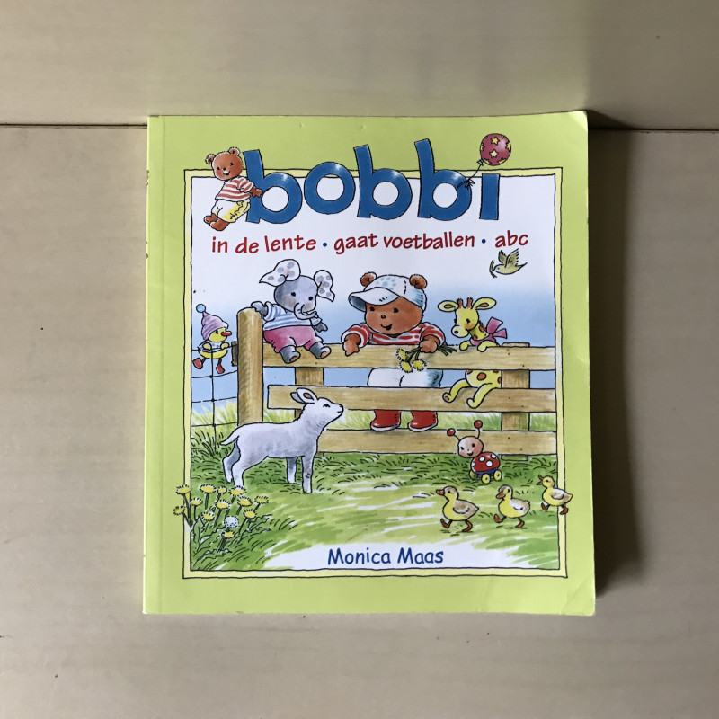 Bobbi : In de lente, gaat voetballen, abc.