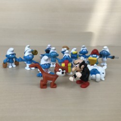Smurfen : 15 stuks. 4 cm. hoog. AH spaaractie. Set 1.