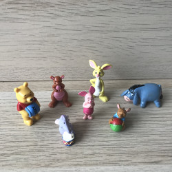 Winnie de Pooh : Figuren zijn 6 cm. hoog.