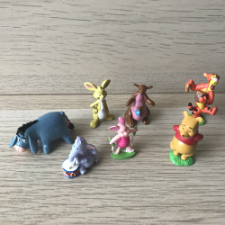 Winnie de Pooh : Figuren zijn 5 cm. hoog.